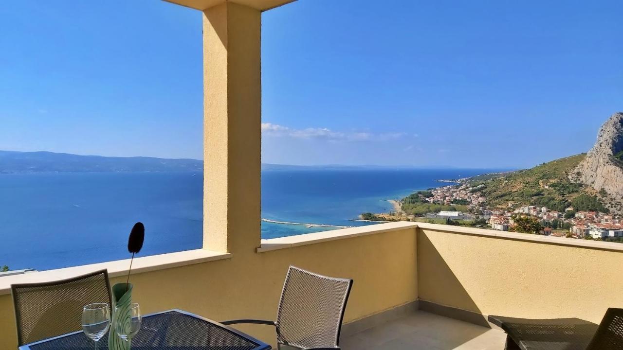 Apartments Borak Omis Exterior photo